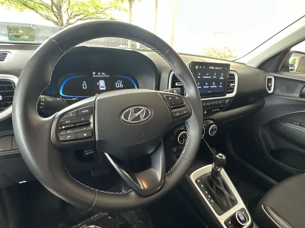 Thumbnail: 2023 Hyundai Venue - 13