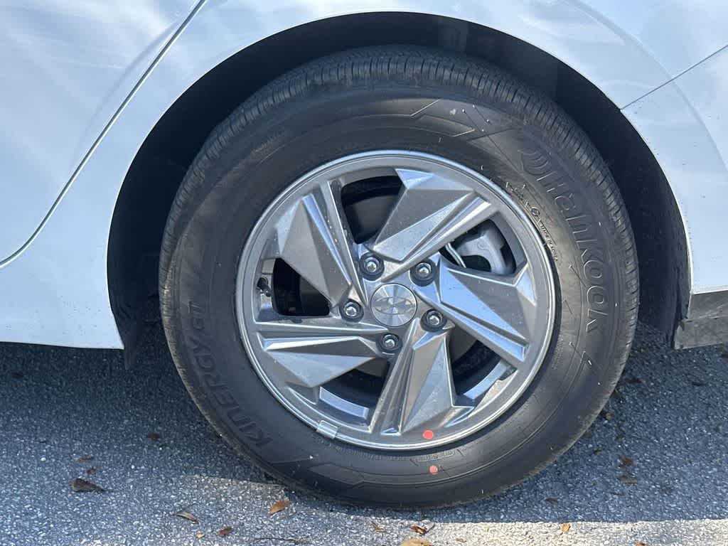 Thumbnail: 2026 Hyundai Elantra - 11