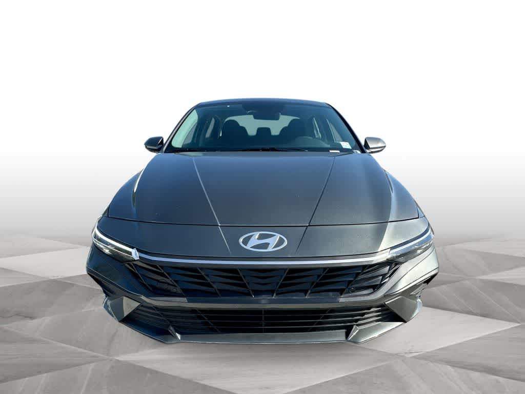 Thumbnail: 2026 Hyundai Elantra - 3