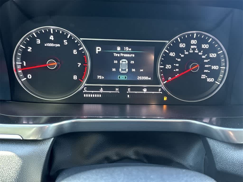 Thumbnail: 2023 Kia Sorento - 16