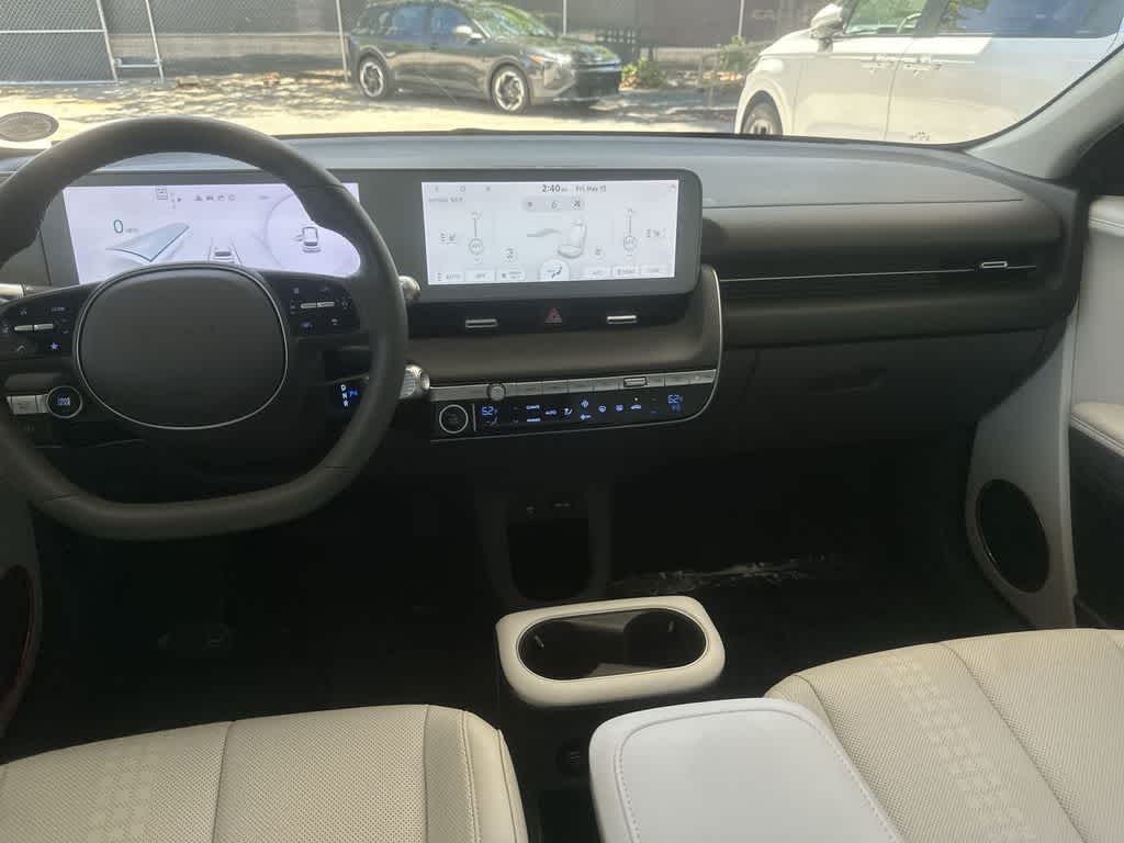 Thumbnail: 2023 Hyundai Ioniq 5 - 25