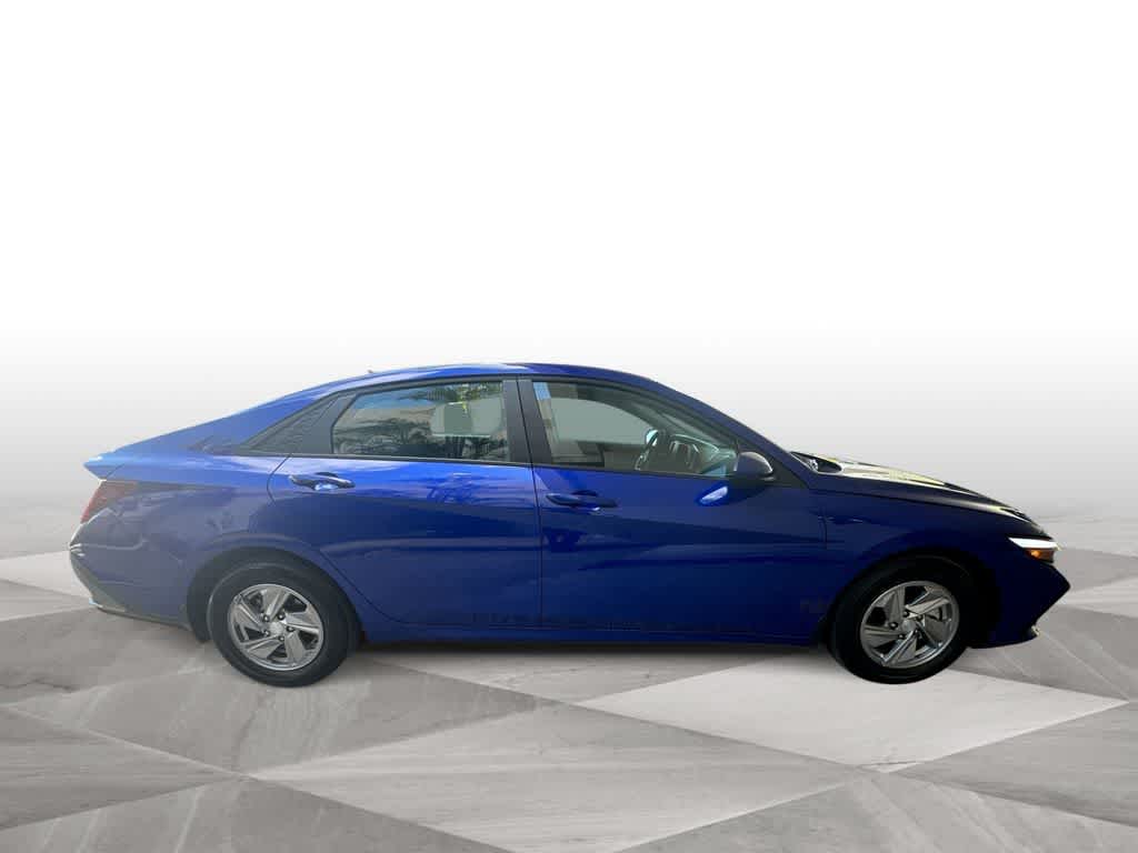 Thumbnail: 2025 Hyundai Elantra - 9