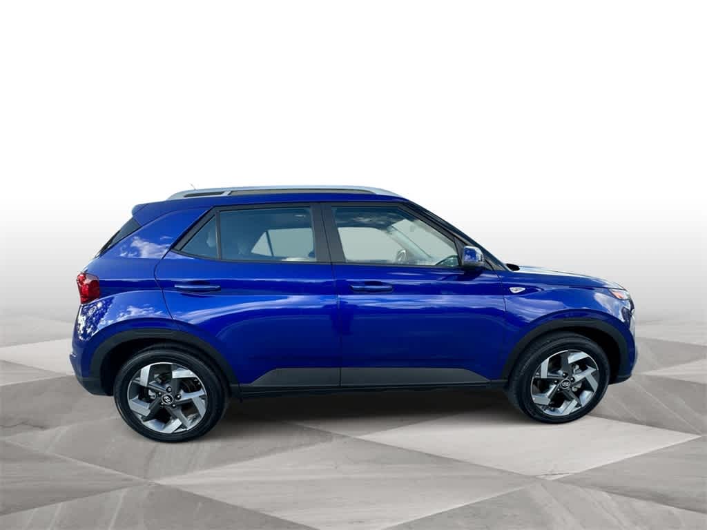 Thumbnail: 2025 Hyundai Venue - 9