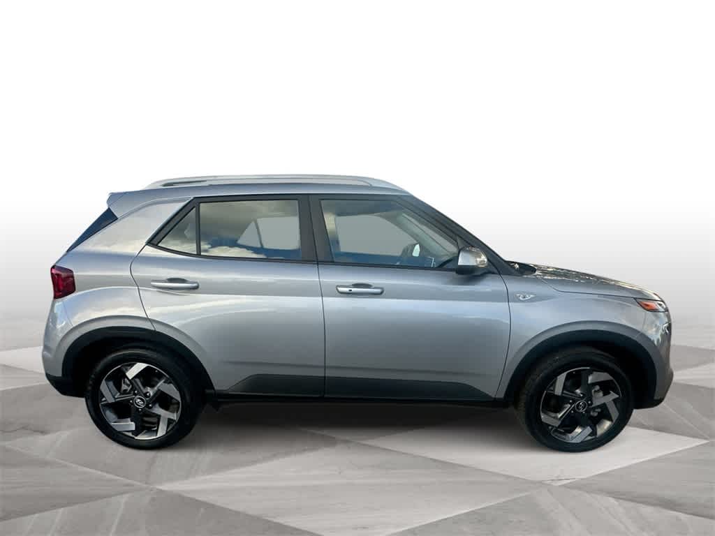 Thumbnail: 2025 Hyundai Venue - 9