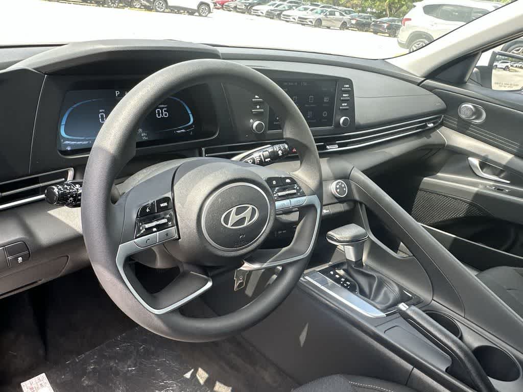Thumbnail: 2026 Hyundai Elantra - 17