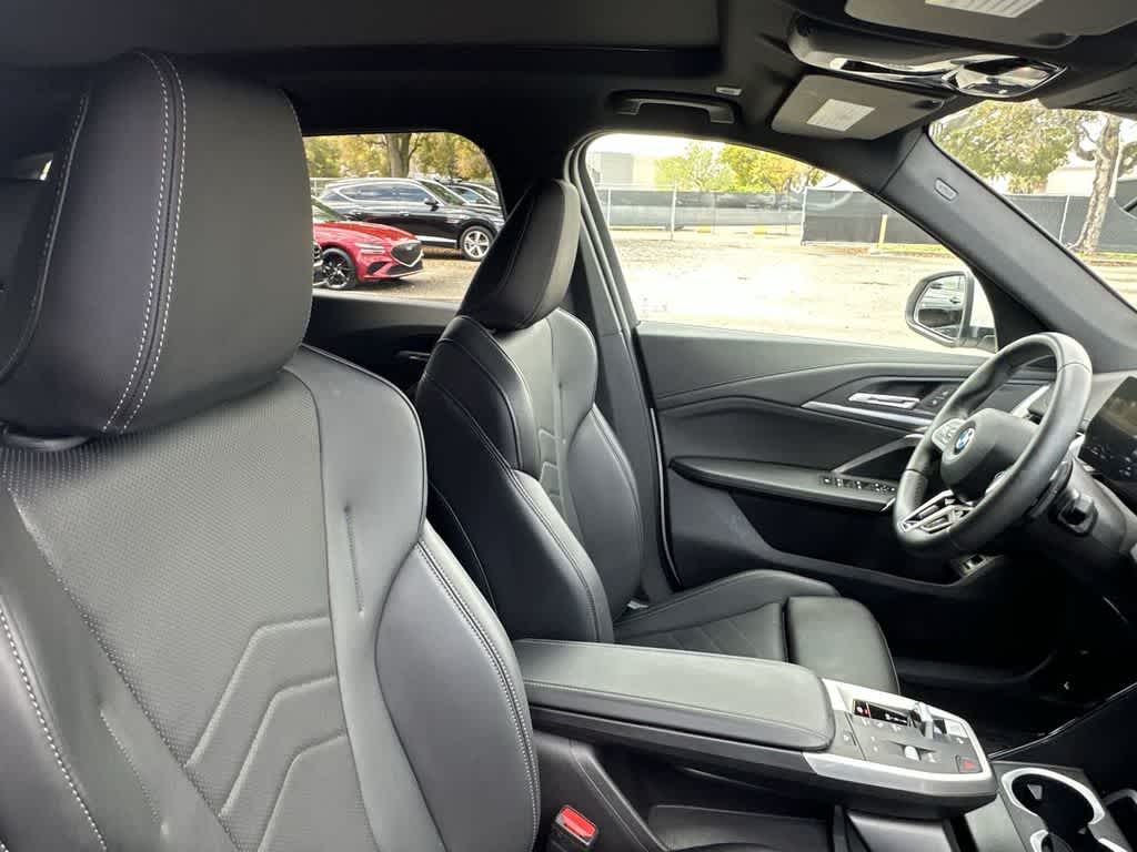 Thumbnail: 2025 BMW X1 - 27