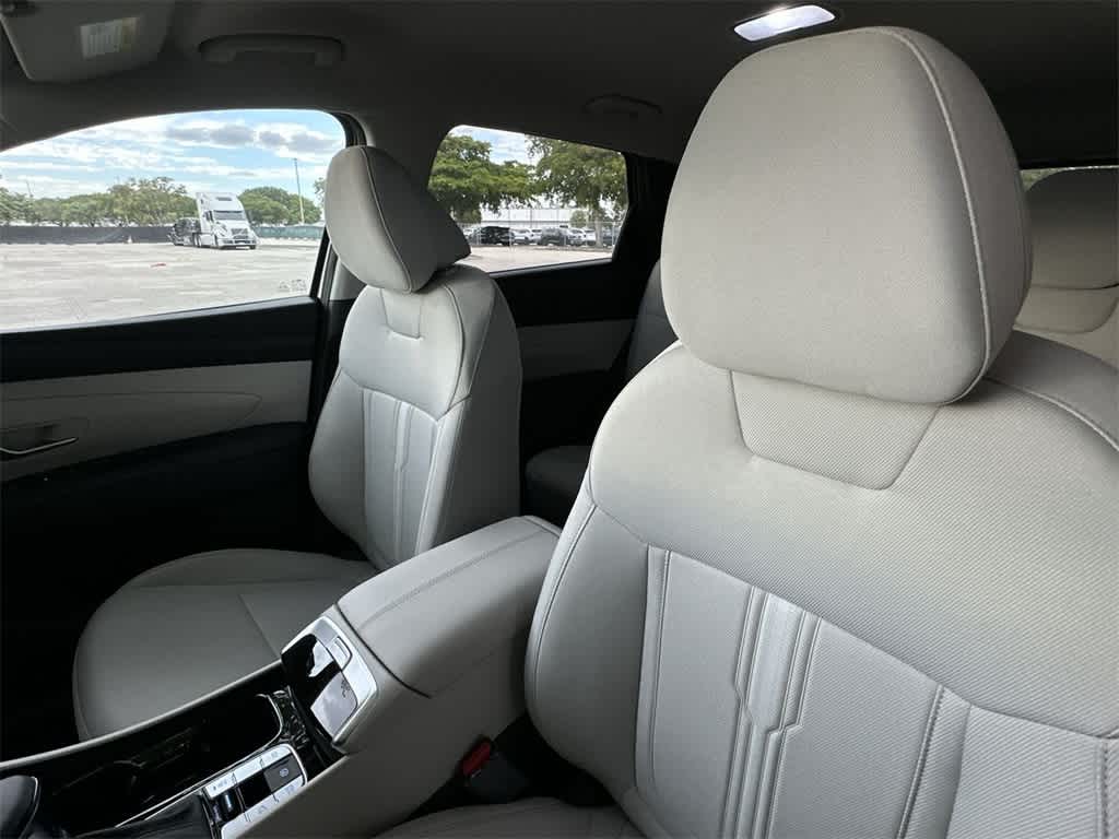 Thumbnail: 2026 Hyundai Tucson - 14