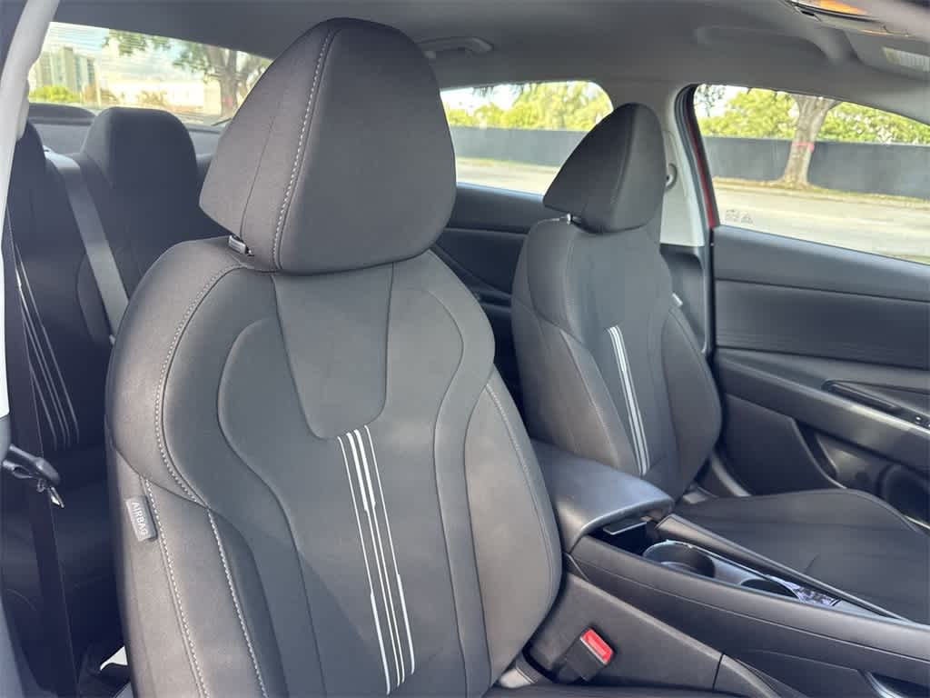 Thumbnail: 2024 Hyundai Elantra - 27