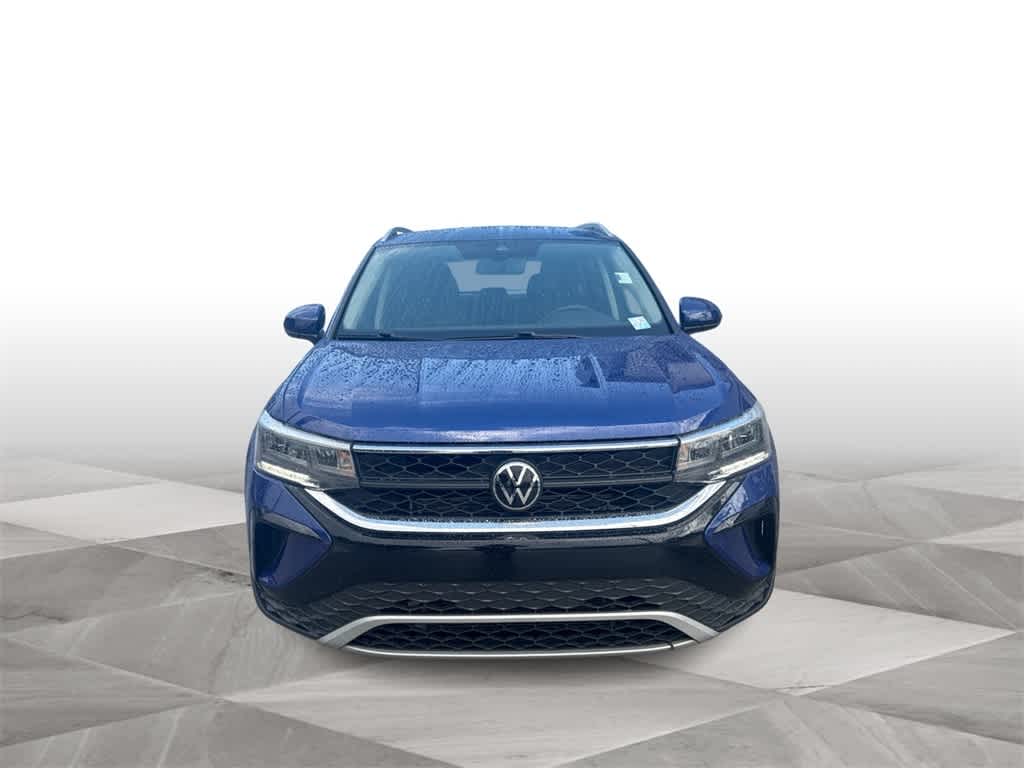 Thumbnail: 2023 Volkswagen Taos - 3