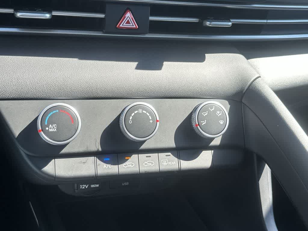 Thumbnail: 2026 Hyundai Elantra - 18