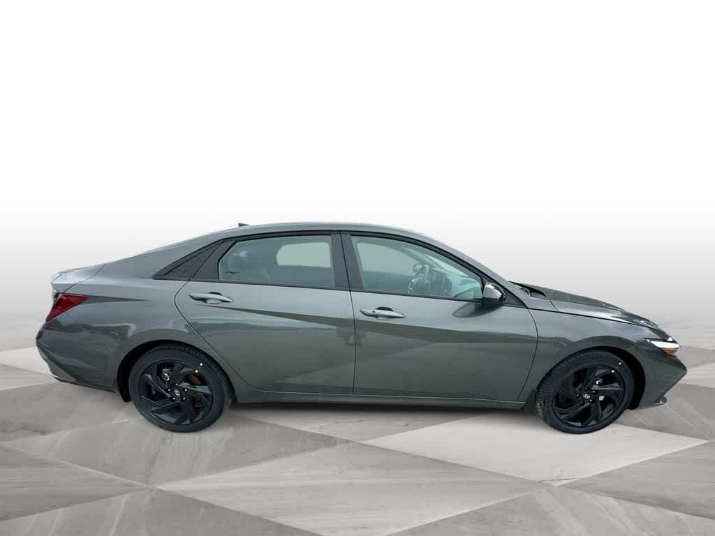 Thumbnail: 2026 Hyundai Elantra - 9