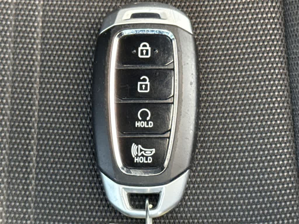 2023 Hyundai Venue Limited 28