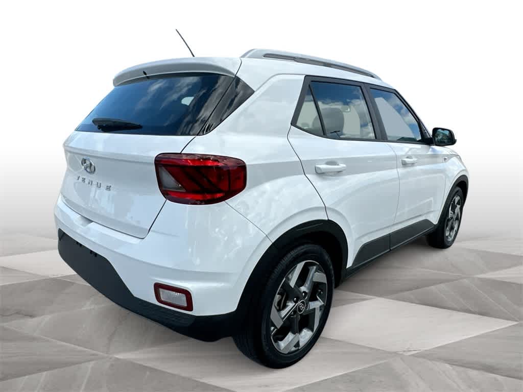 Thumbnail: 2023 Hyundai Venue - 8