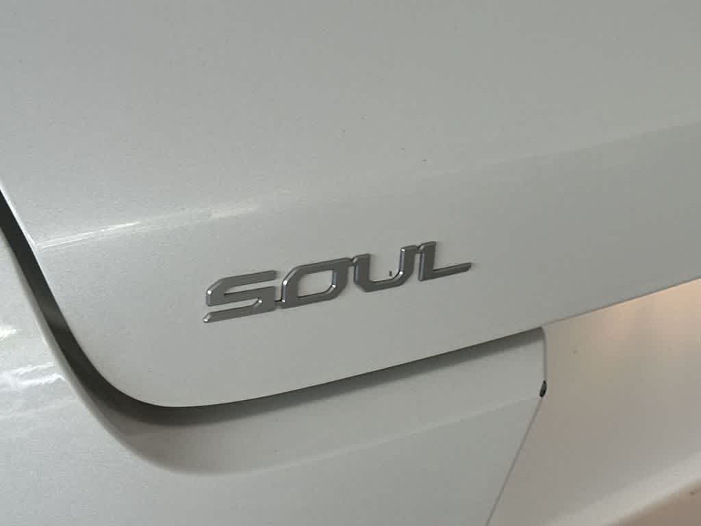 Thumbnail: 2023 Kia Soul - 11