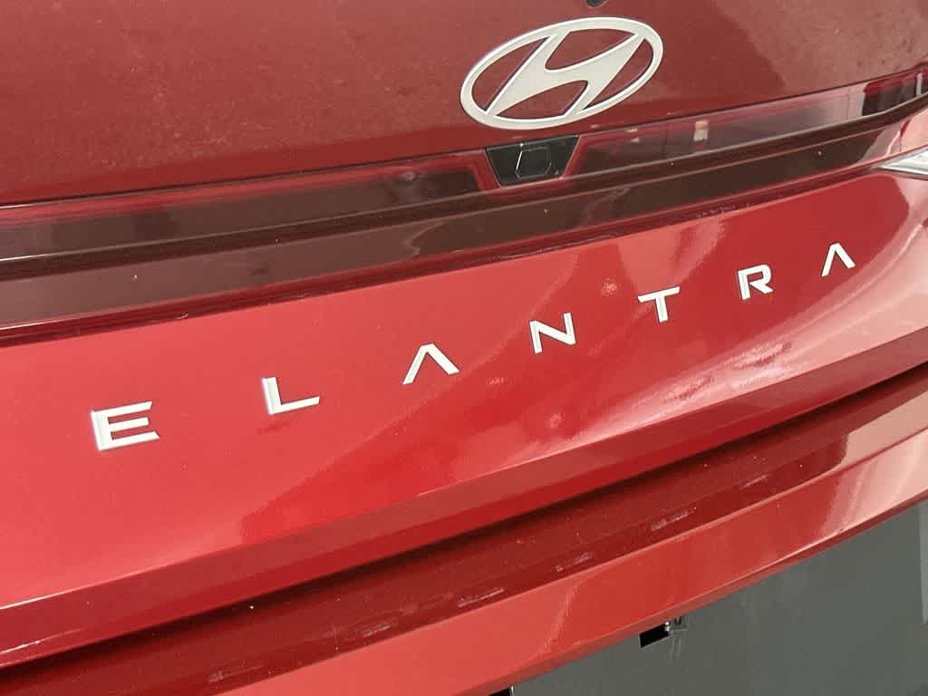 Thumbnail: 2024 Hyundai Elantra - 11