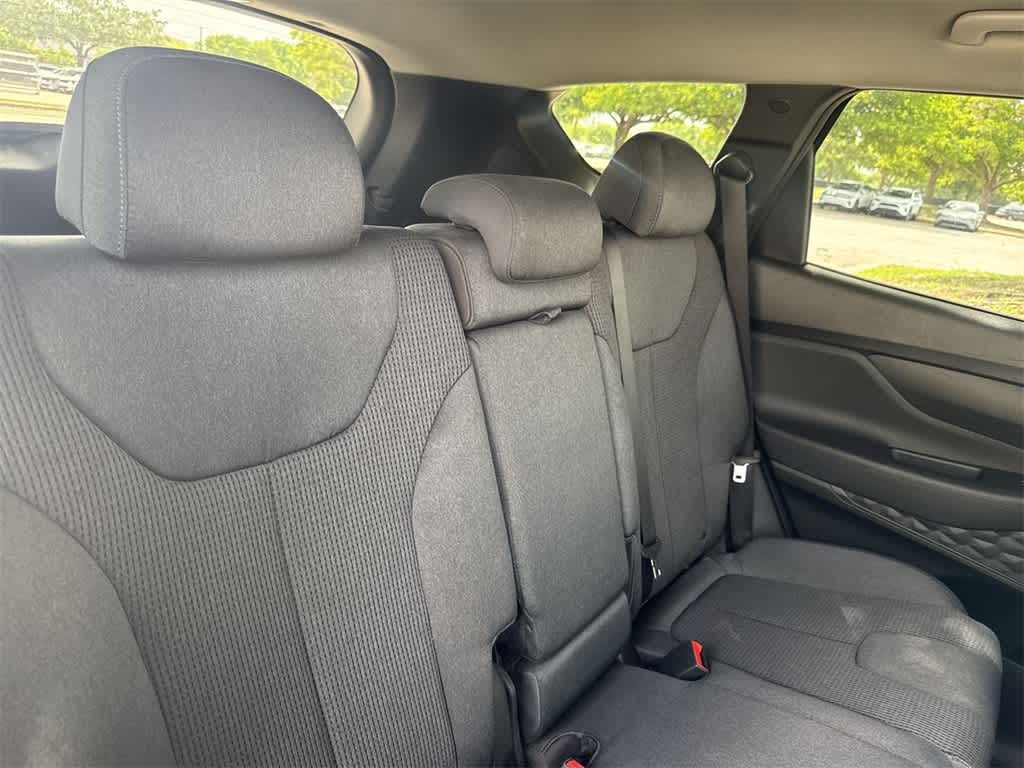 2020 Hyundai Santa Fe SE 25