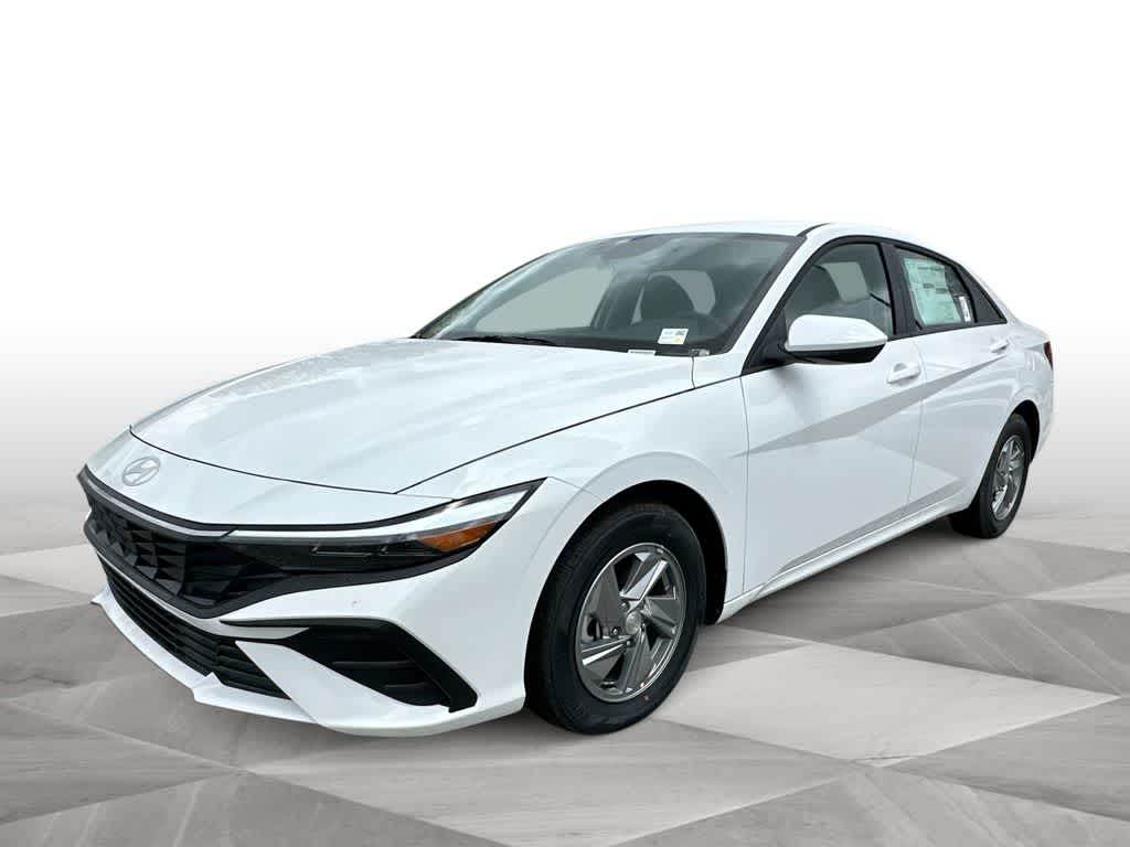 Thumbnail: 2026 Hyundai Elantra - 4