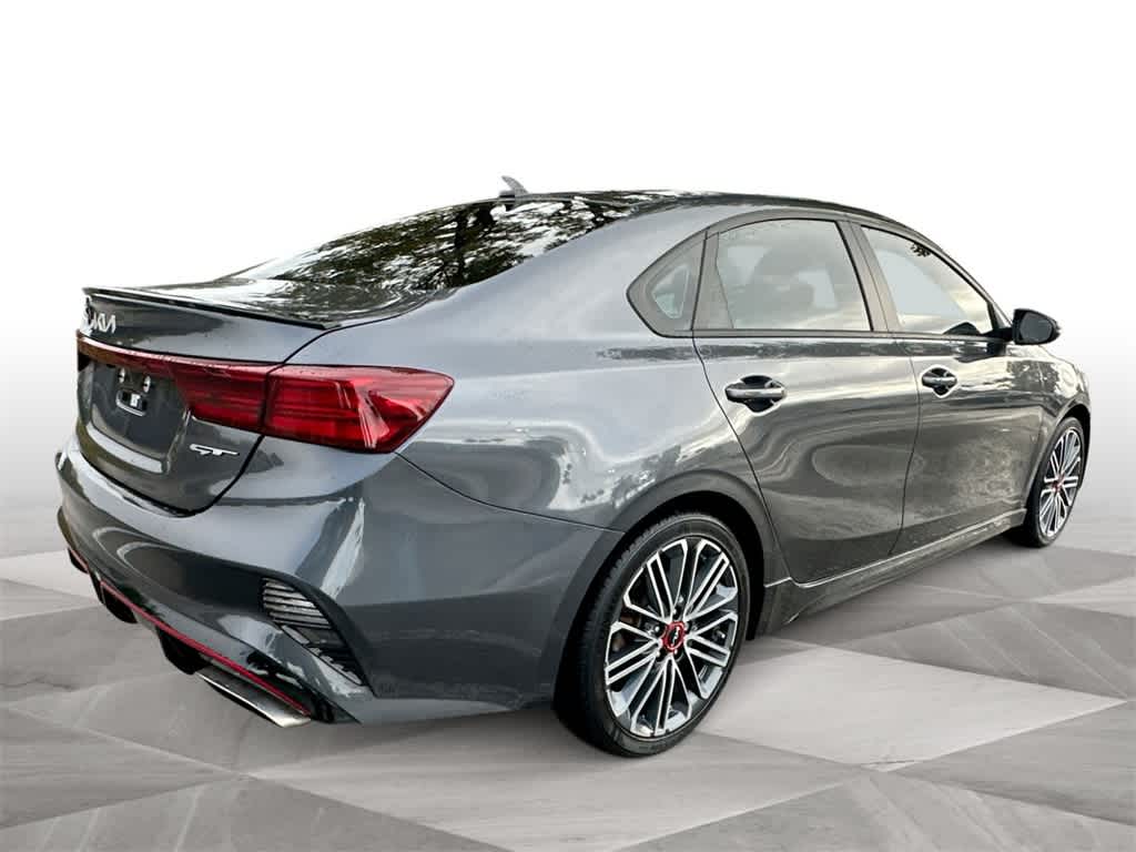 Thumbnail: 2023 Kia Forte - 8