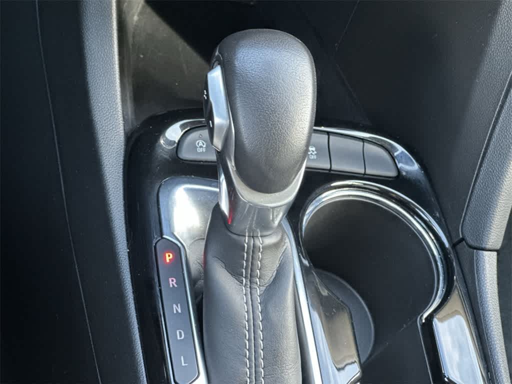 Thumbnail: 2023 Buick Encore GX - 21