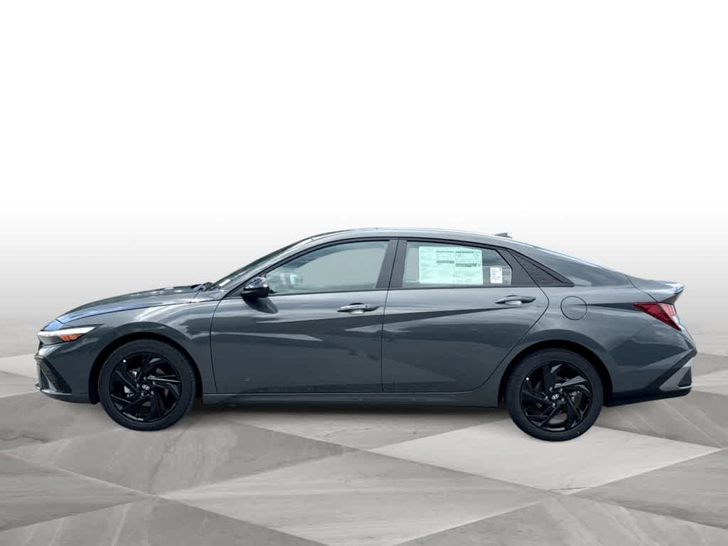 Thumbnail: 2026 Hyundai Elantra - 5