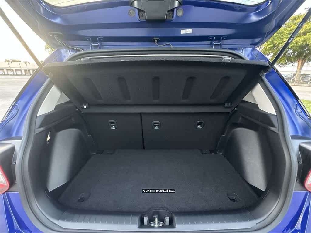 Thumbnail: 2022 Hyundai Venue - 25