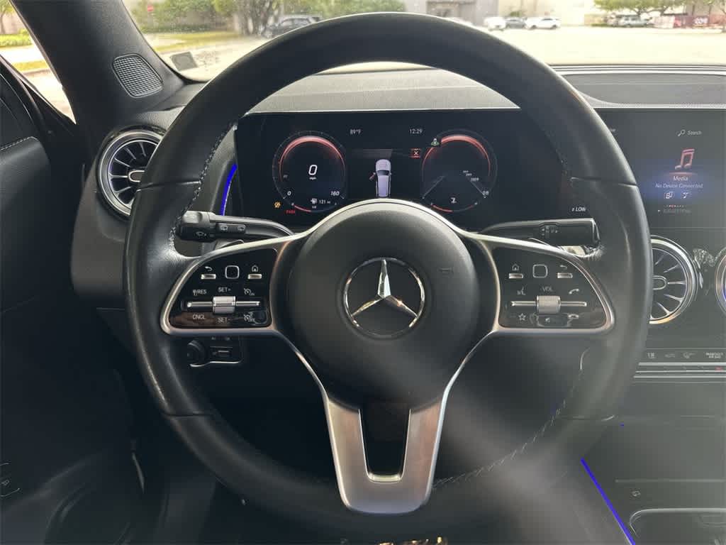 Thumbnail: 2022 Mercedes-Benz GLB - 15