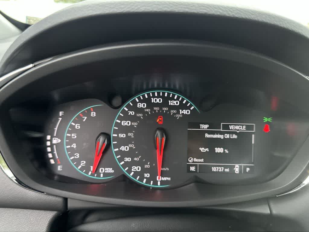 Thumbnail: 2022 Chevrolet Trax - 16