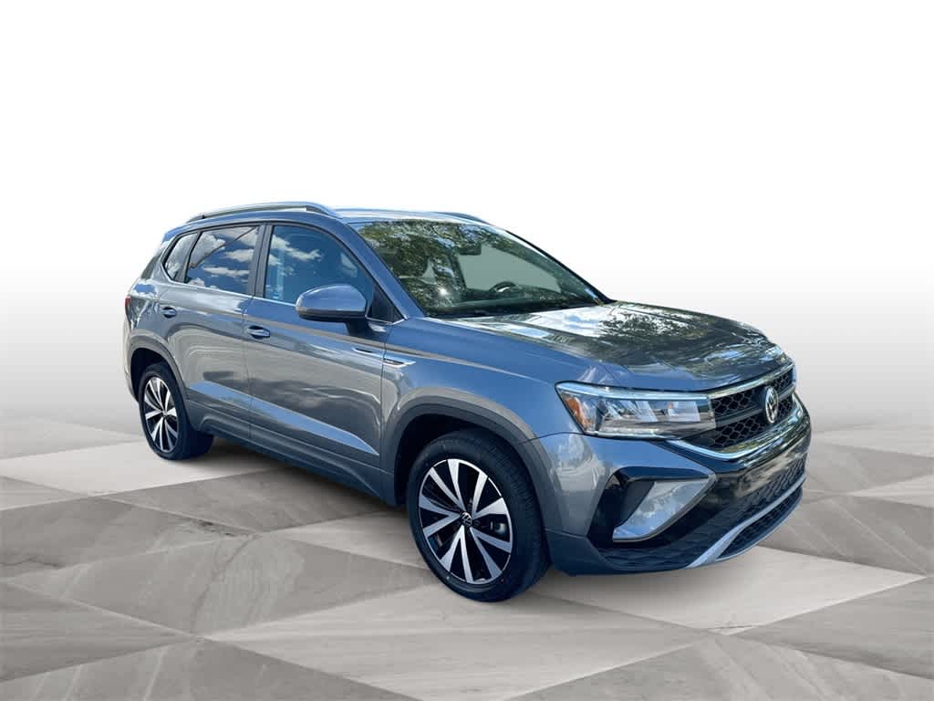 Thumbnail: 2022 Volkswagen Taos - 2