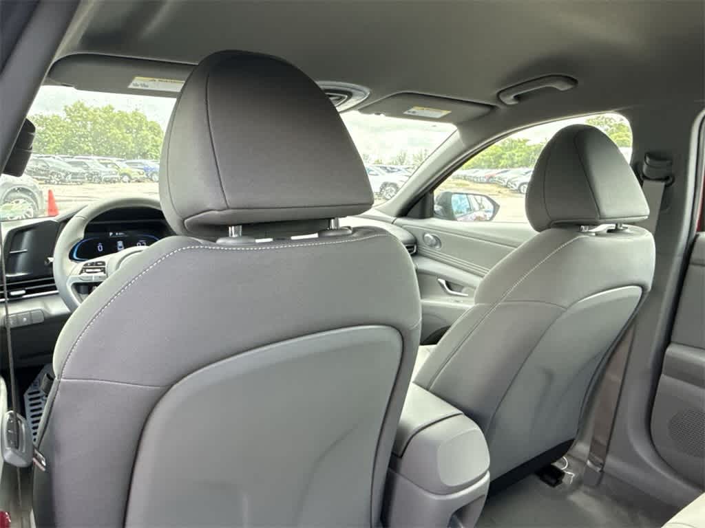 Thumbnail: 2025 Hyundai Elantra - 23