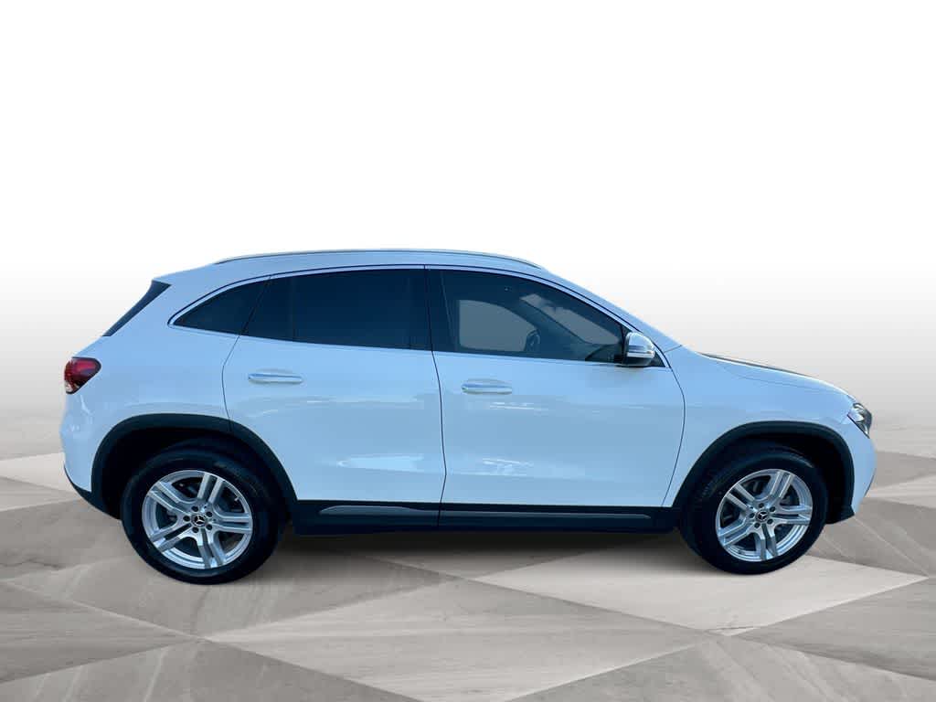 Thumbnail: 2021 Mercedes-Benz GLA - 9