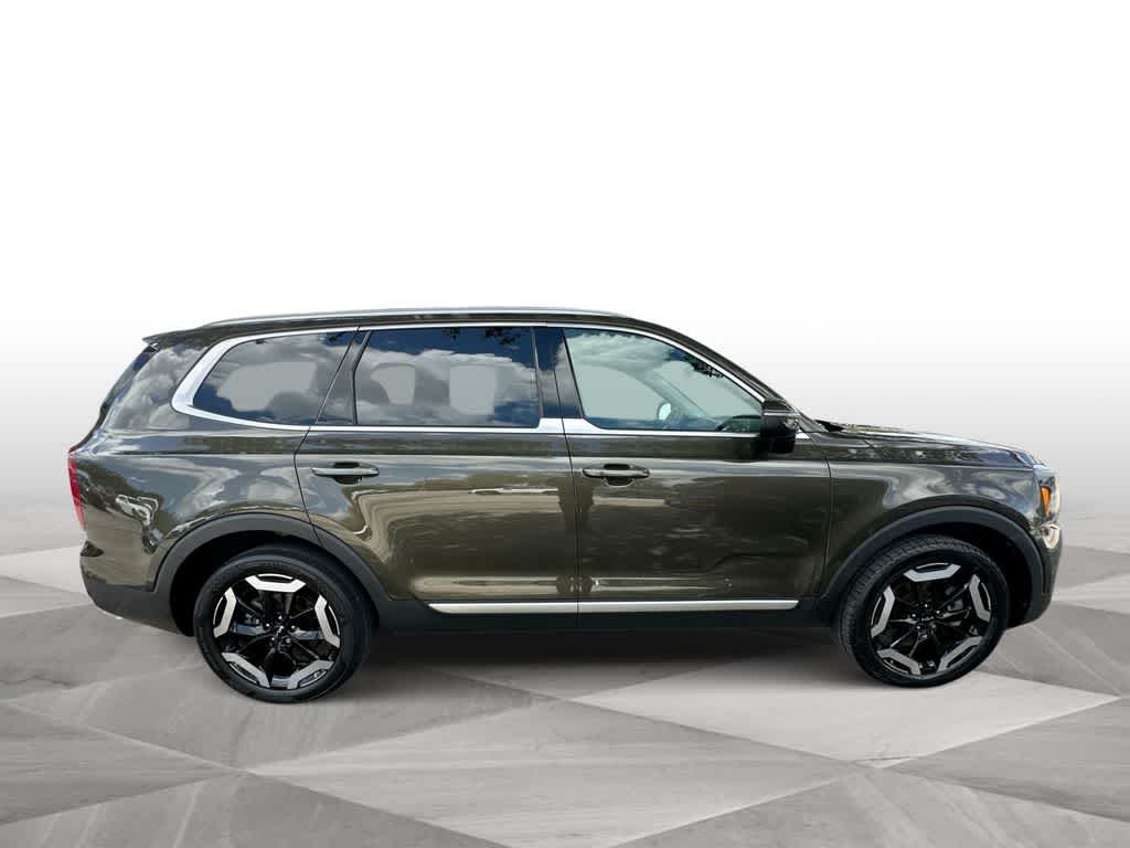 Thumbnail: 2024 Kia Telluride - 9