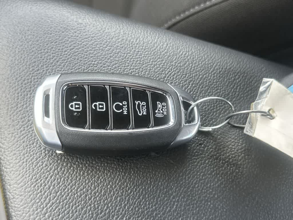Thumbnail: 2023 Hyundai Elantra - 25