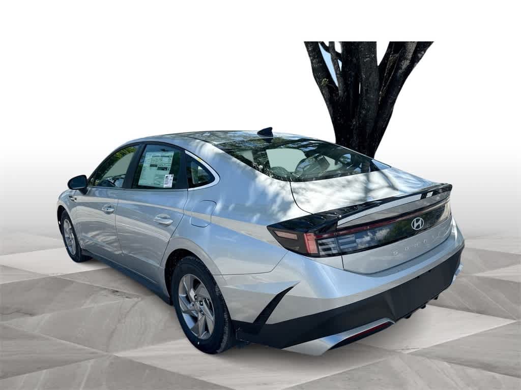 2025 Hyundai Sonata SE 6