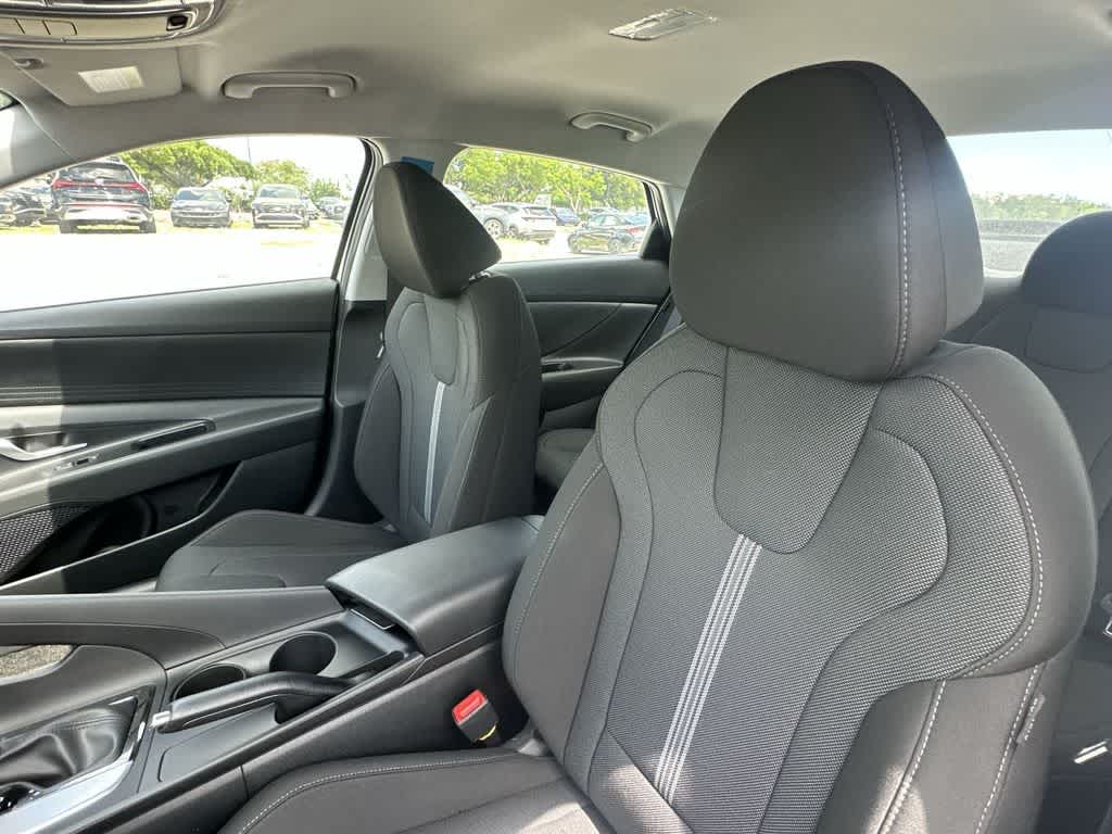 Thumbnail: 2026 Hyundai Elantra - 18