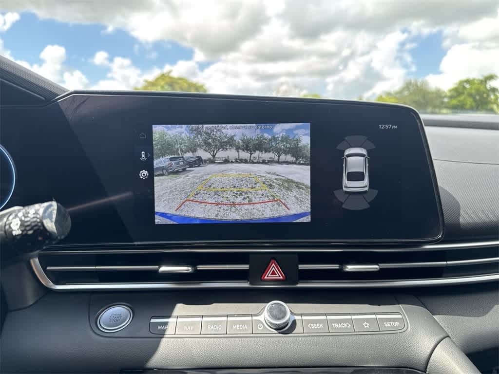 Thumbnail: 2024 Hyundai Elantra - 19