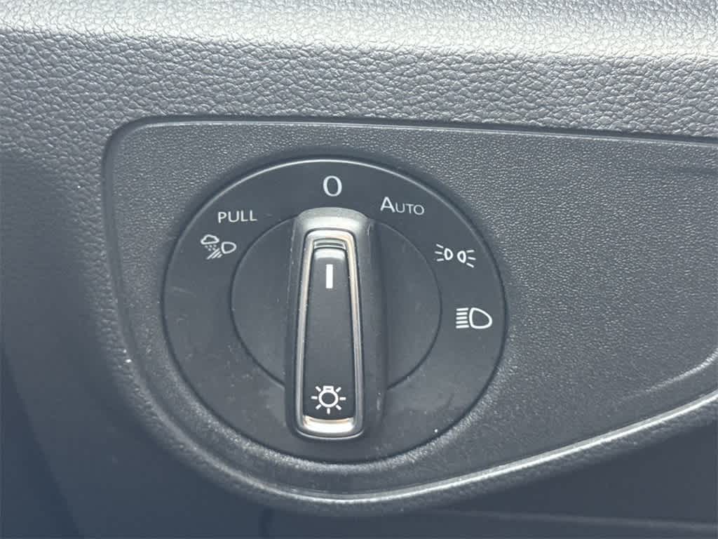 2022 Volkswagen Atlas SE 17