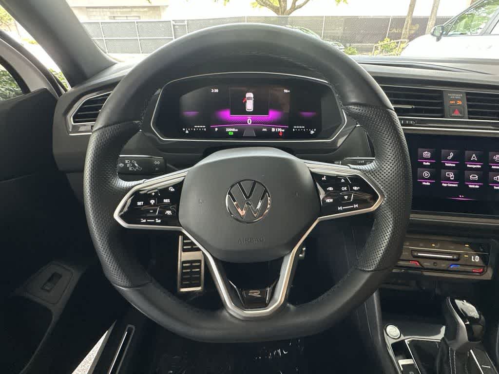 Thumbnail: 2024 Volkswagen Tiguan - 15