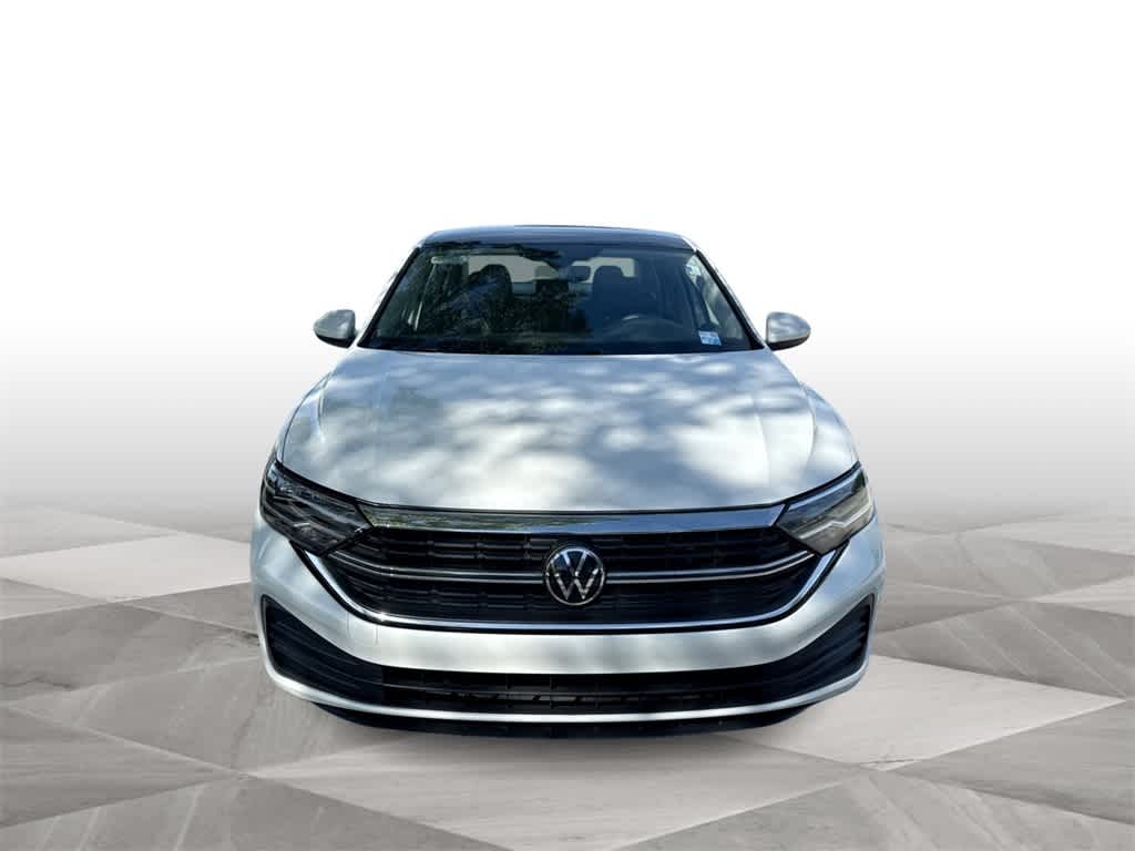 Thumbnail: 2023 Volkswagen Jetta - 3