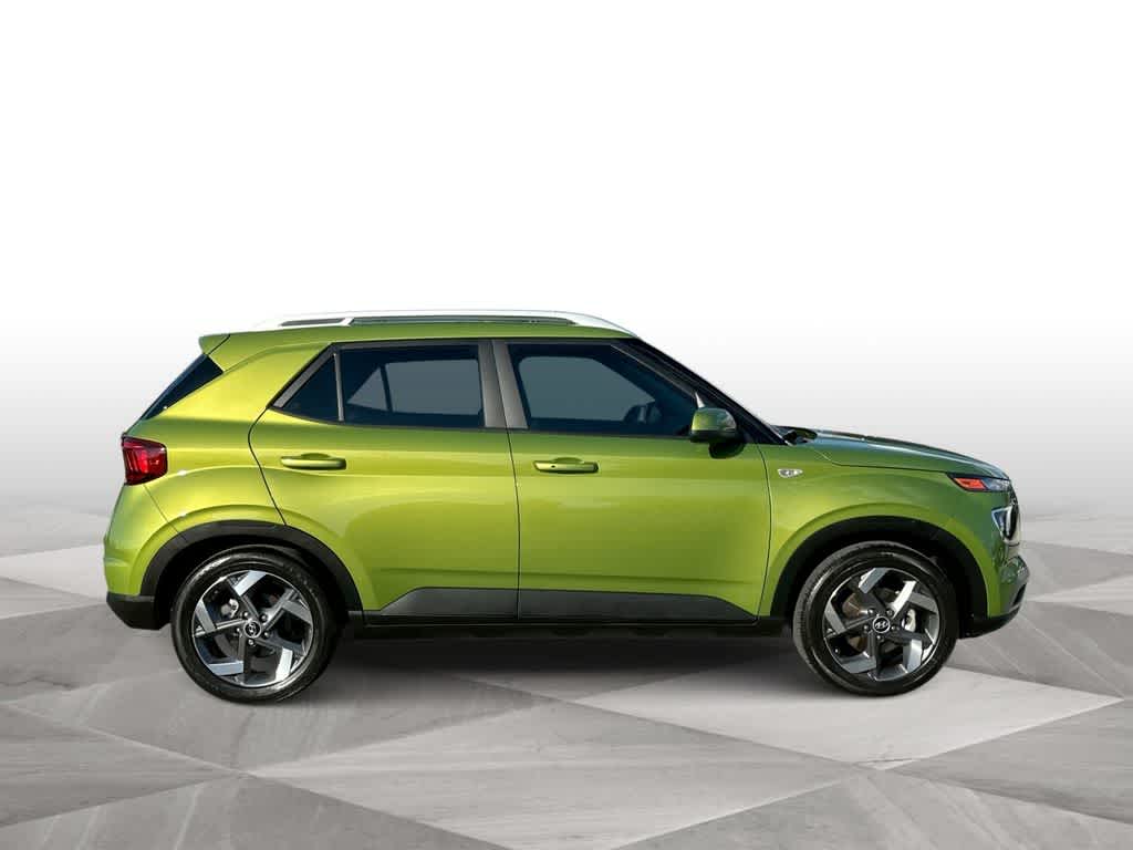 Thumbnail: 2024 Hyundai Venue - 9