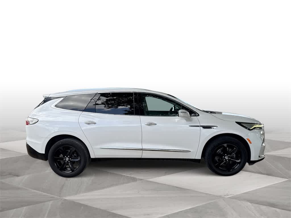 Thumbnail: 2023 Buick Enclave - 9