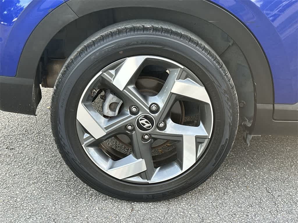 Thumbnail: 2022 Hyundai Venue - 11