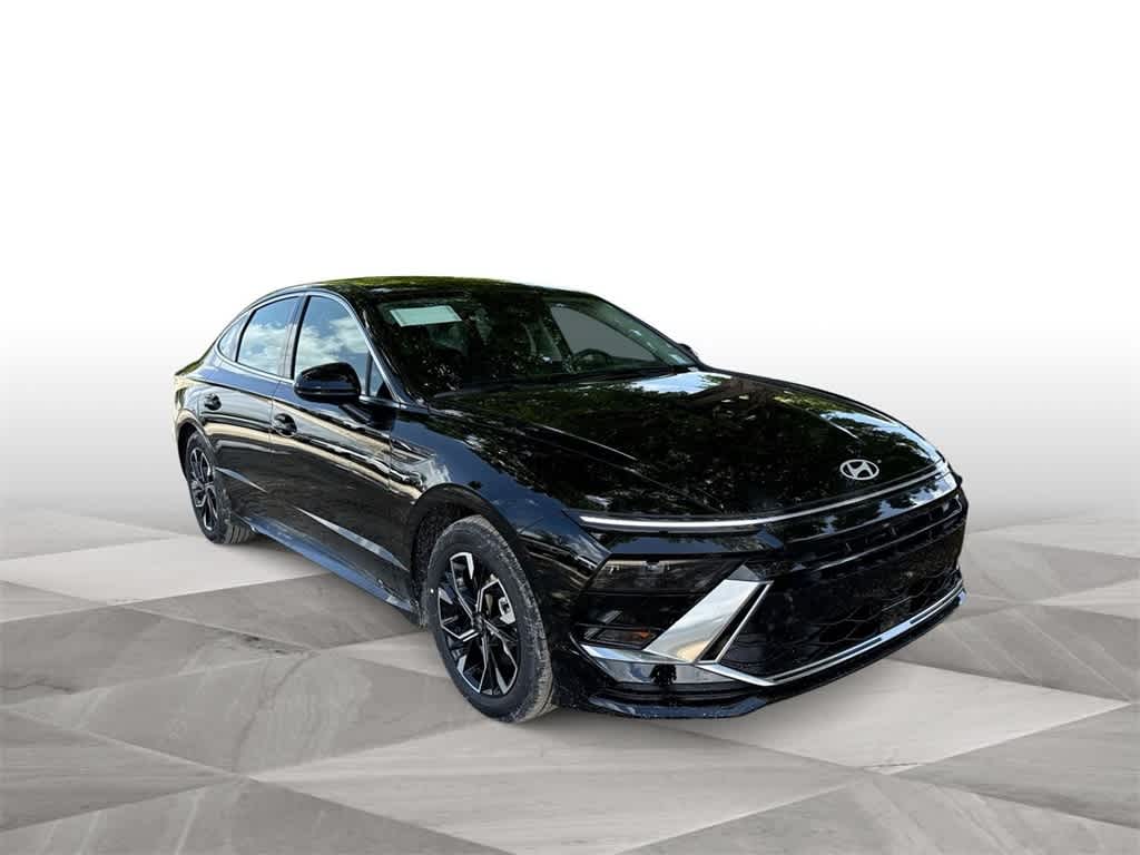 2025 Hyundai Sonata SEL 2