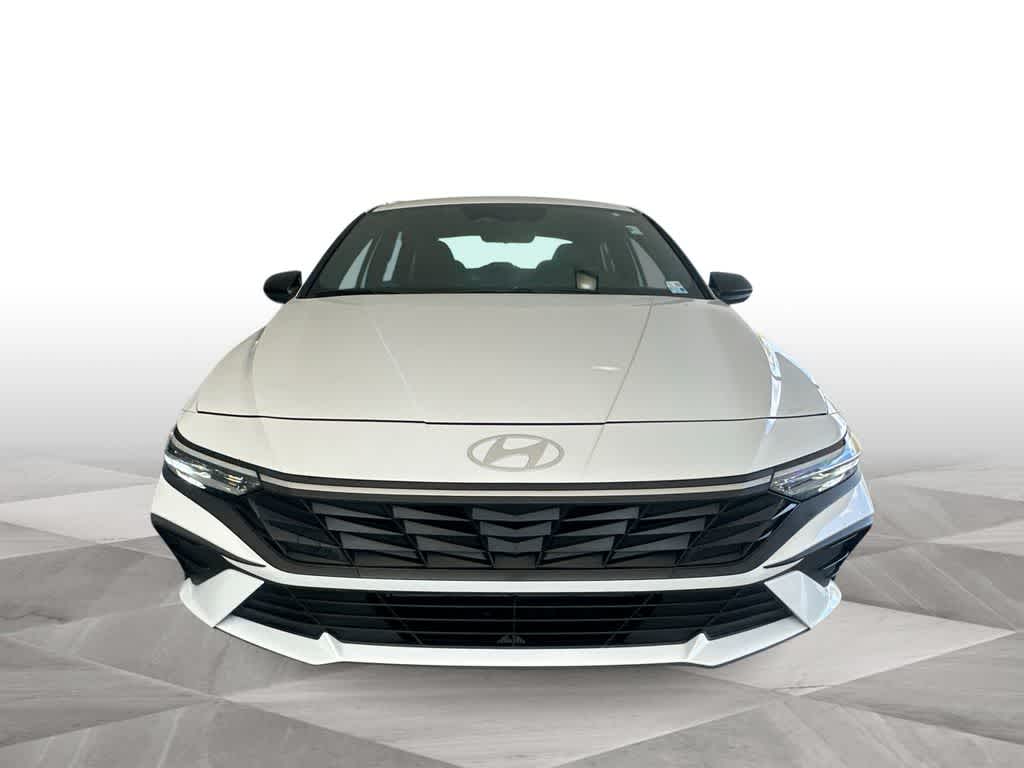 Thumbnail: 2025 Hyundai Elantra - 2