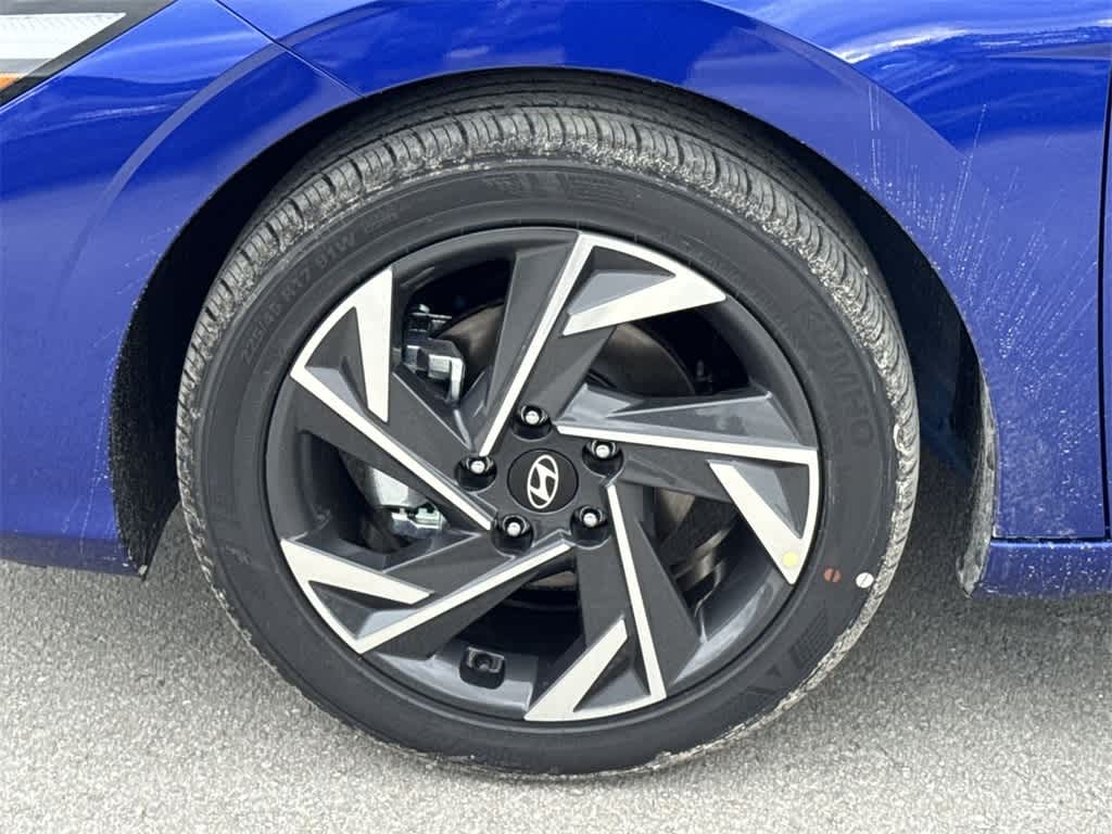 Thumbnail: 2025 Hyundai Elantra - 11