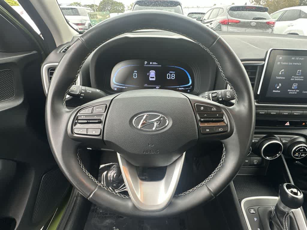 Thumbnail: 2023 Hyundai Venue - 15