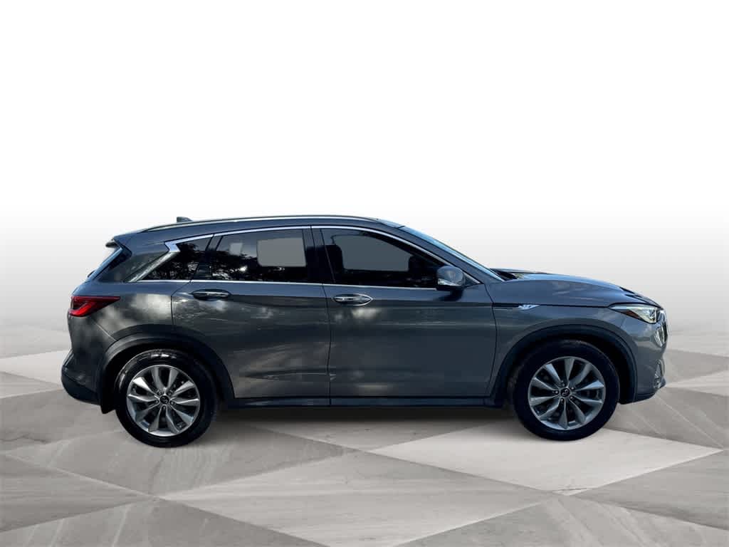 Thumbnail: 2020 INFINITI QX50 - 9