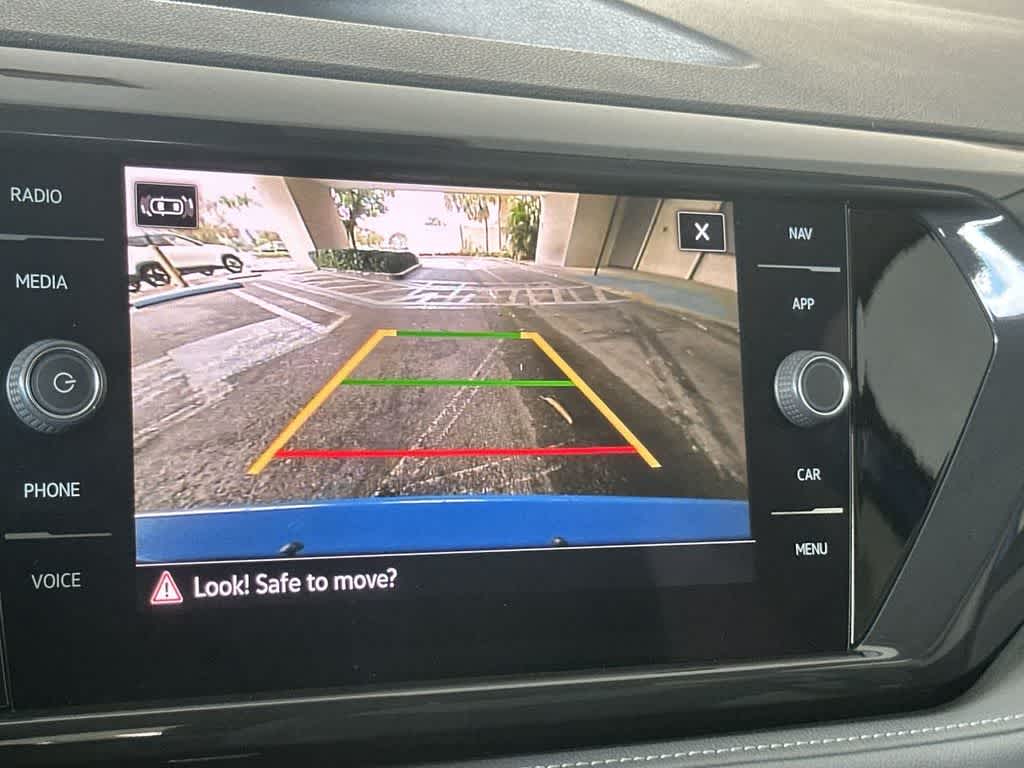 Thumbnail: 2022 Volkswagen Taos - 19