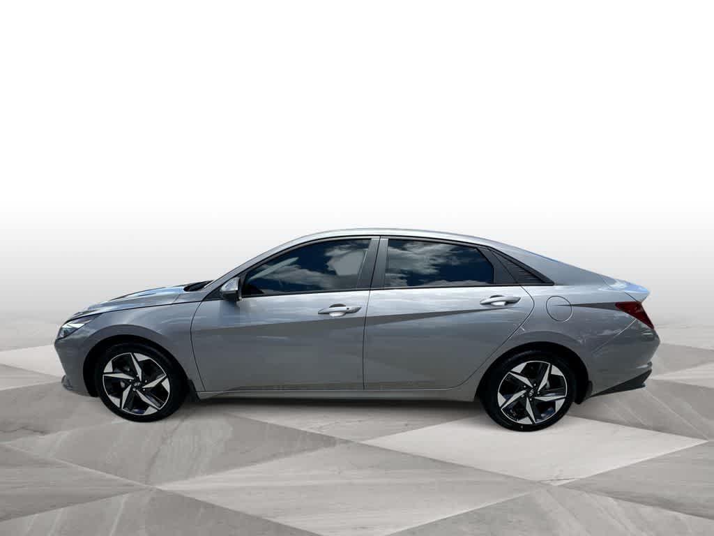 Thumbnail: 2023 Hyundai Elantra - 5