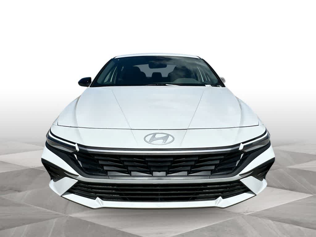 Thumbnail: 2026 Hyundai Elantra - 3