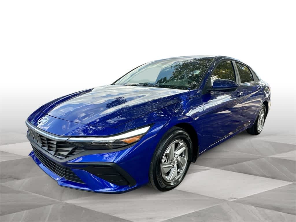 Thumbnail: 2025 Hyundai Elantra - 4